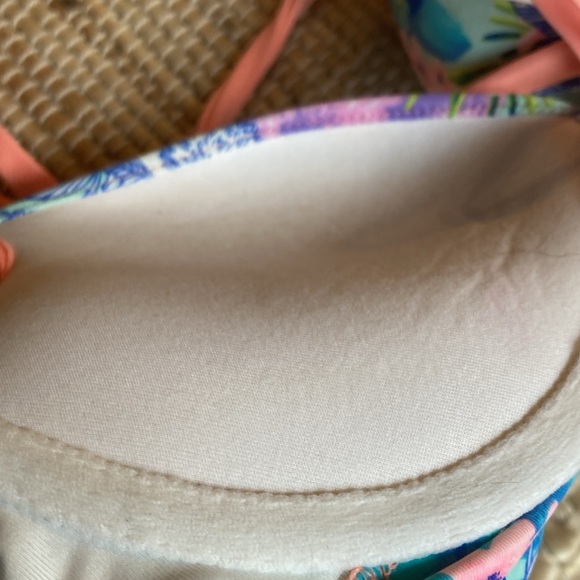 Victoria’s Secret size small extra padding push-up bikini swim suit top - Picture 5 of 9